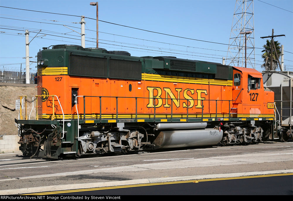 BNSF GP60M #127